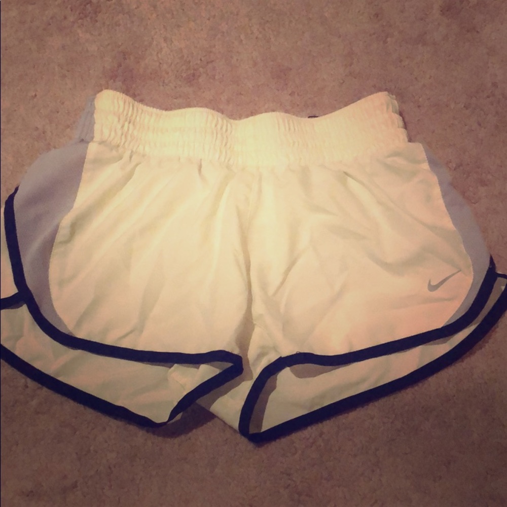 Nike Dri-Fit mini running short- Size M